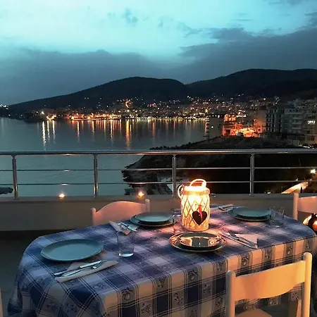Penthouse In - Seafront *