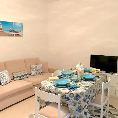 Апартаменты Penthouse In - Seafront Саранда