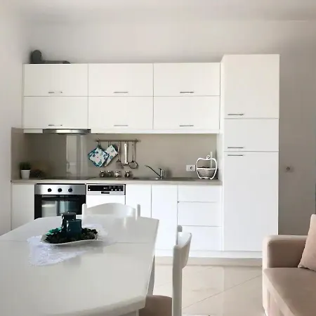 Penthouse In - Seafront Апартаменты